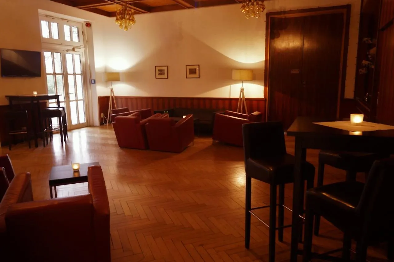 Hotel Gaestehaus Teikyo Am Zeuthener See Berlin 2*,  Niemcy